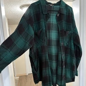 Maurices 3X plaid green overshirt